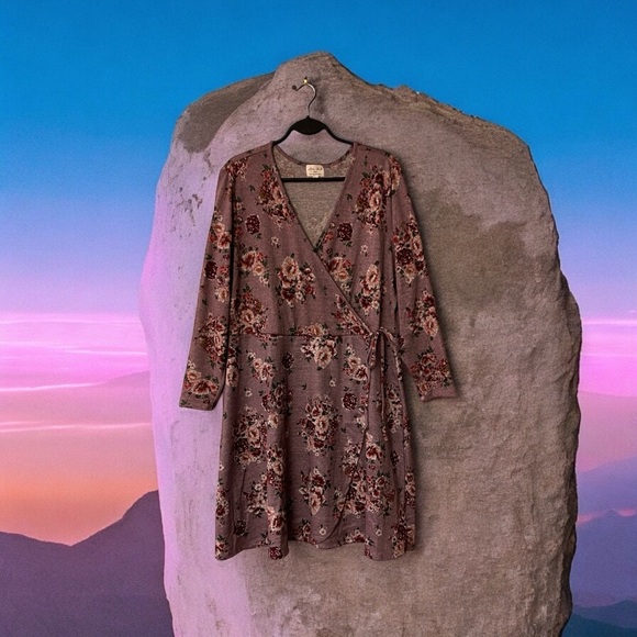 Ultra Flirt Plus Heather Light Purple Floral Print Knit Dress - Picture 16 of 16